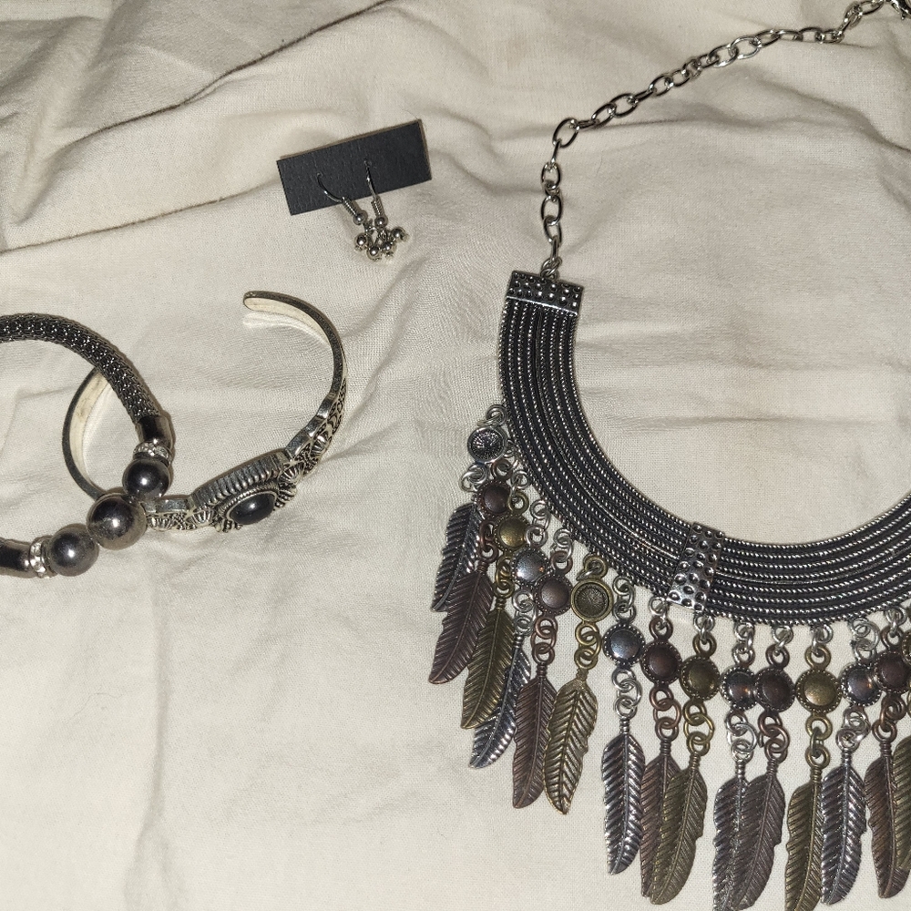 Paparazi Costume Jewelry Set